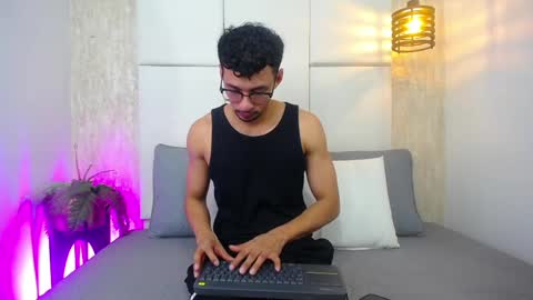 Snapshot of philip_collins chatting on 30, 5, 2026 Milo online show from 30, 5, 2026