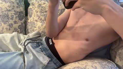 Snapshot of philipperyan18 chatting on 19, 9, 2025 Pitaylol online show from 19, 9, 2025