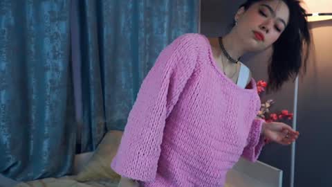 Snapshot of philomenafrost chatting on 4, 12, 2024 Hitomi oo online show from 4, 12, 2024