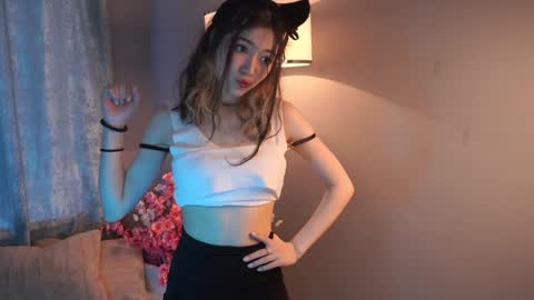 Snapshot of philomenafrost chatting on 5, 12, 2024 Hitomi oo online show from 5, 12, 2024