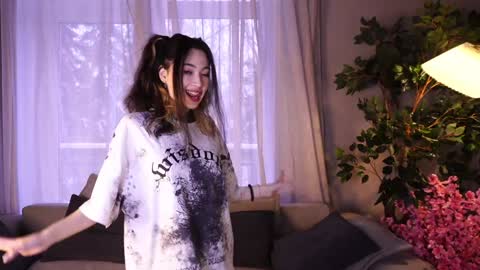 Snapshot of philomenafrost chatting on 12, 12, 2024 Hitomi oo online show from 12, 12, 2024