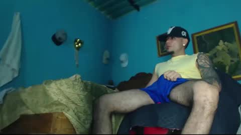 Snapshot of phlilloyhighclouds chatting on 15, 12, 2024 phlilloyhighclouds online show from 15, 12, 2024