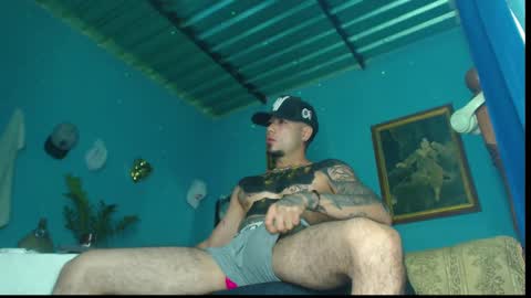 Snapshot of phlilloyhighclouds chatting on 10, 1, 2025 phlilloyhighclouds online show from 10, 1, 2025