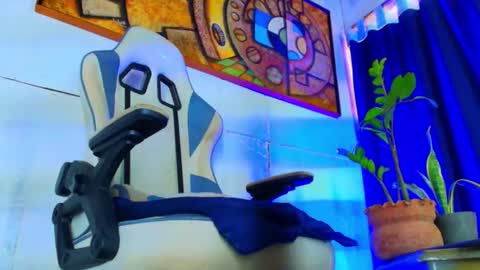 Snapshot of phlilloyhighclouds chatting on 20, 10, 2025 phlilloyhighclouds online show from 20, 10, 2025