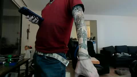 Snapshot of phrostdd chatting on 8, 7, 2026 FrankenDaddy online show from 8, 7, 2026