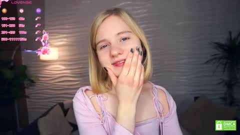 Snapshot of phyllisearney chatting on 16, 12, 2025 Hann G. Jones online show from 16, 12, 2025