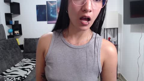 Snapshot of pia_horny chatting on 7, 12, 2024 Pia  online show from 7, 12, 2024