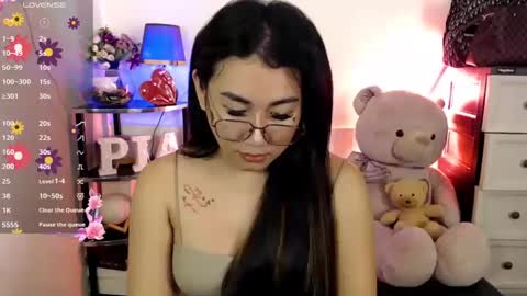 Snapshot of pia_worthsback chatting on 25, 1, 2025 Pia online show from 25, 1, 2025