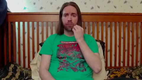 Snapshot of pianoman423 chatting on 31, 12, 2024 Jay online show from 31, 12, 2024