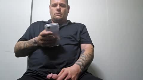 Snapshot of pickleback69 chatting on 8, 10, 2025 pickleback69 online show from 8, 10, 2025