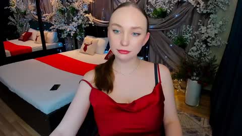 Emelie online show from 28, 12, 2024