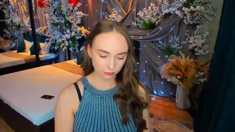 Emelie online show from 24, 2, 2025