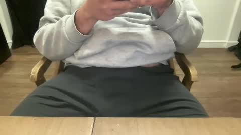 Snapshot of pierced_leather chatting on 12, 1, 2025 pierced_leather online show from 12, 1, 2025