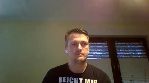 Snapshot of piercingsxxx chatting on 11, 3, 2026 piercingsxxx online show from 11, 3, 2026
