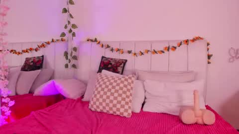 PIKAYLE  online show from 12, 1, 2026