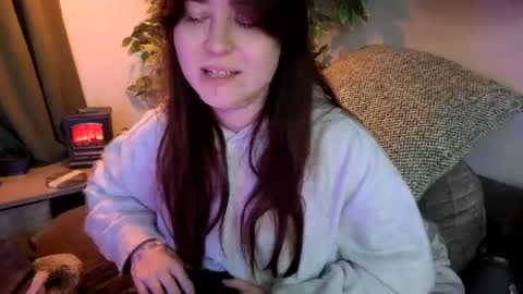 PilloGoddess online show from 3, 8, 2026