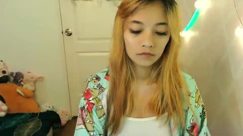 pinay beauty14 online show from 12, 1, 2025