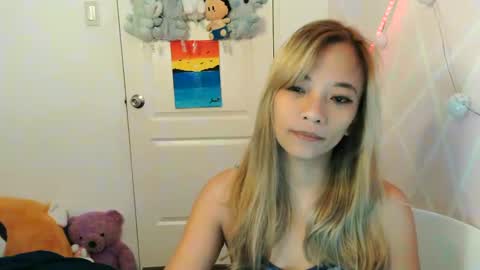 pinay beauty14 online show from 9, 2, 2025