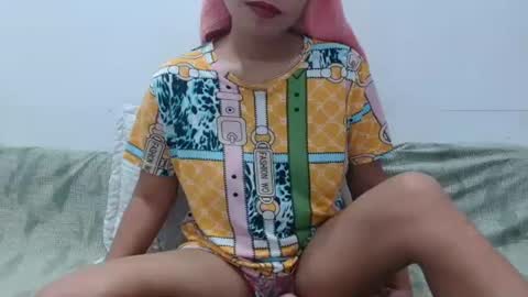Snapshot of pinay_hot_mama005 chatting on 12, 3, 2025 pinay_hot_mama005 online show from 12, 3, 2025