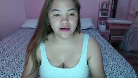 Snapshot of pinay_sweetheartx chatting on 19, 5, 2026 pinay_sweetheartx online show from 19, 5, 2026