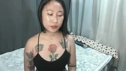 yumie  online show from 9, 4, 2026