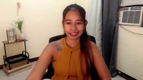 pinaymorena_renelda online show from 7, 11, 2025
