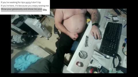 pini_z online show from 31, 12, 2024