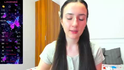 pink_soda33 online show from 18, 7, 2026