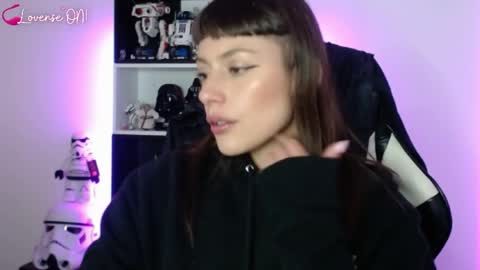 Emily online show from 10, 4, 2026