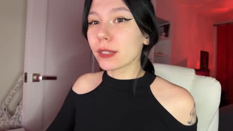 Snapshot of pinkdollylovv chatting on 14, 1, 2025 pinkdollylovv online show from 14, 1, 2025