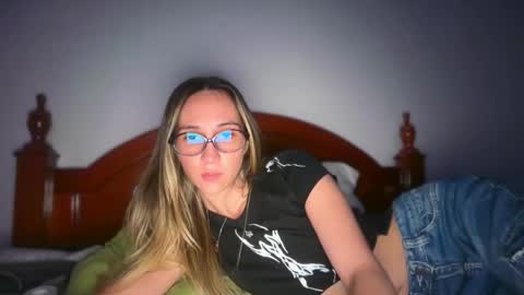 Pinkilola online show from 8, 6, 2026