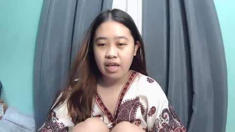 Snapshot of pinkish_shine chatting on 9, 2, 2026 Hi its me shine online show from 9, 2, 2026