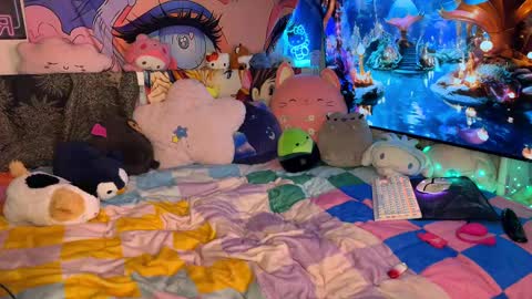 Snapshot of pinkocean3 chatting on 10, 3, 2025 Gwenie online show from 10, 3, 2025