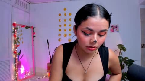Snapshot of pinkpantherr_ chatting on 7, 10, 2025 Sarah .. online show from 7, 10, 2025