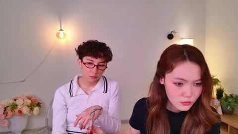 Li long hair and Rude short hair online show from 27, 4, 2026