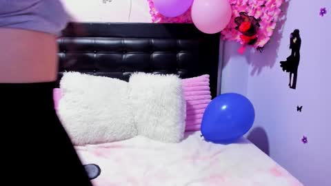 Snapshot of pinky_purr chatting on 30, 9, 2025 Pinky Purr online show from 30, 9, 2025