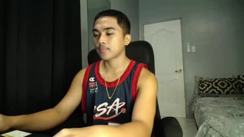 Snapshot of pinoyadriannexxx chatting on 19, 10, 2025 Adrianne online show from 19, 10, 2025
