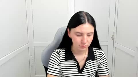 Snapshot of piper_smilee chatting on 27, 7, 2026 Piper online show from 27, 7, 2026