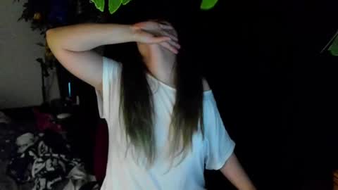 Eugenia online show from 28, 2, 2025