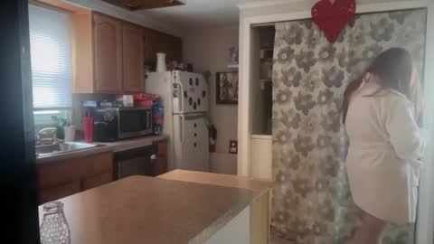 pirdybirdyxo online show from 12, 2, 2025