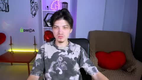 Snapshot of pit_wetty chatting on 16, 12, 2025 Pitt online show from 16, 12, 2025