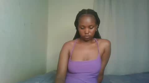 Snapshot of pixie_roman chatting on 8, 12, 2024 Majesty online show from 8, 12, 2024