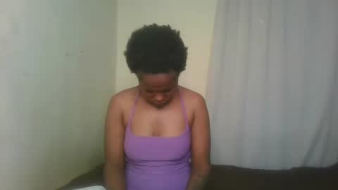 Snapshot of pixie_roman chatting on 16, 12, 2024 Majesty online show from 16, 12, 2024