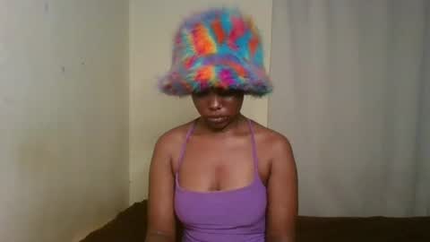 Snapshot of pixie_roman chatting on 11, 2, 2025 Majesty online show from 11, 2, 2025