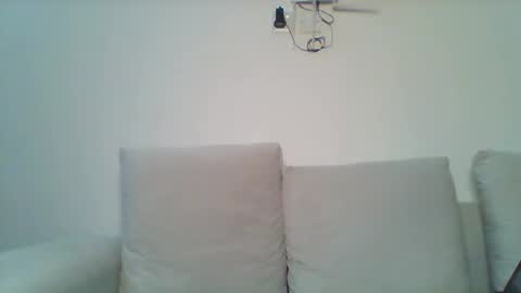 Snapshot of pixie_roman chatting on 20, 10, 2025 Majesty online show from 20, 10, 2025