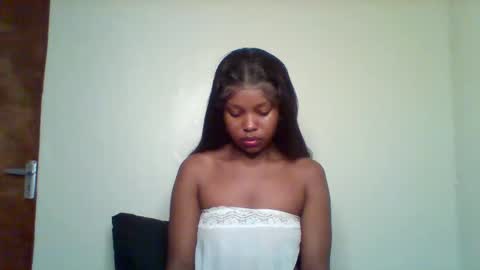 Snapshot of pixie_roman chatting on 8, 1, 2026 Majesty online show from 8, 1, 2026