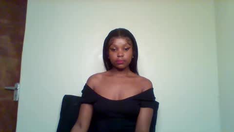 Snapshot of pixie_roman chatting on 4, 2, 2026 Majesty online show from 4, 2, 2026