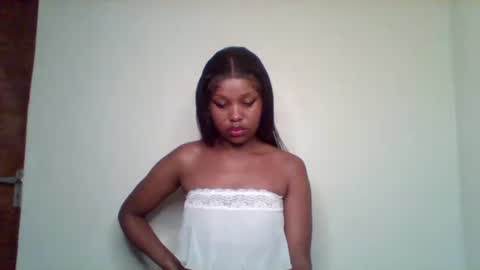 Snapshot of pixie_roman chatting on 26, 2, 2026 Majesty online show from 26, 2, 2026