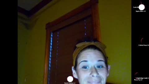 Snapshot of pixieluxxx chatting on 11, 5, 2026 PixieLuxXx online show from 11, 5, 2026