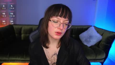 pixiepeachh online show from 14, 10, 2025